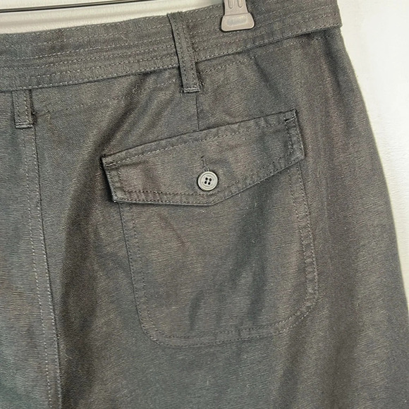 LIZ CLAIBORNE Black Linen Blend Dressy Bermuda Shorts Belt Pockets Flat Front 16 - Picture 4 of 10